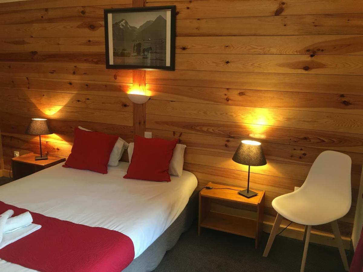 Valentin Hotel *